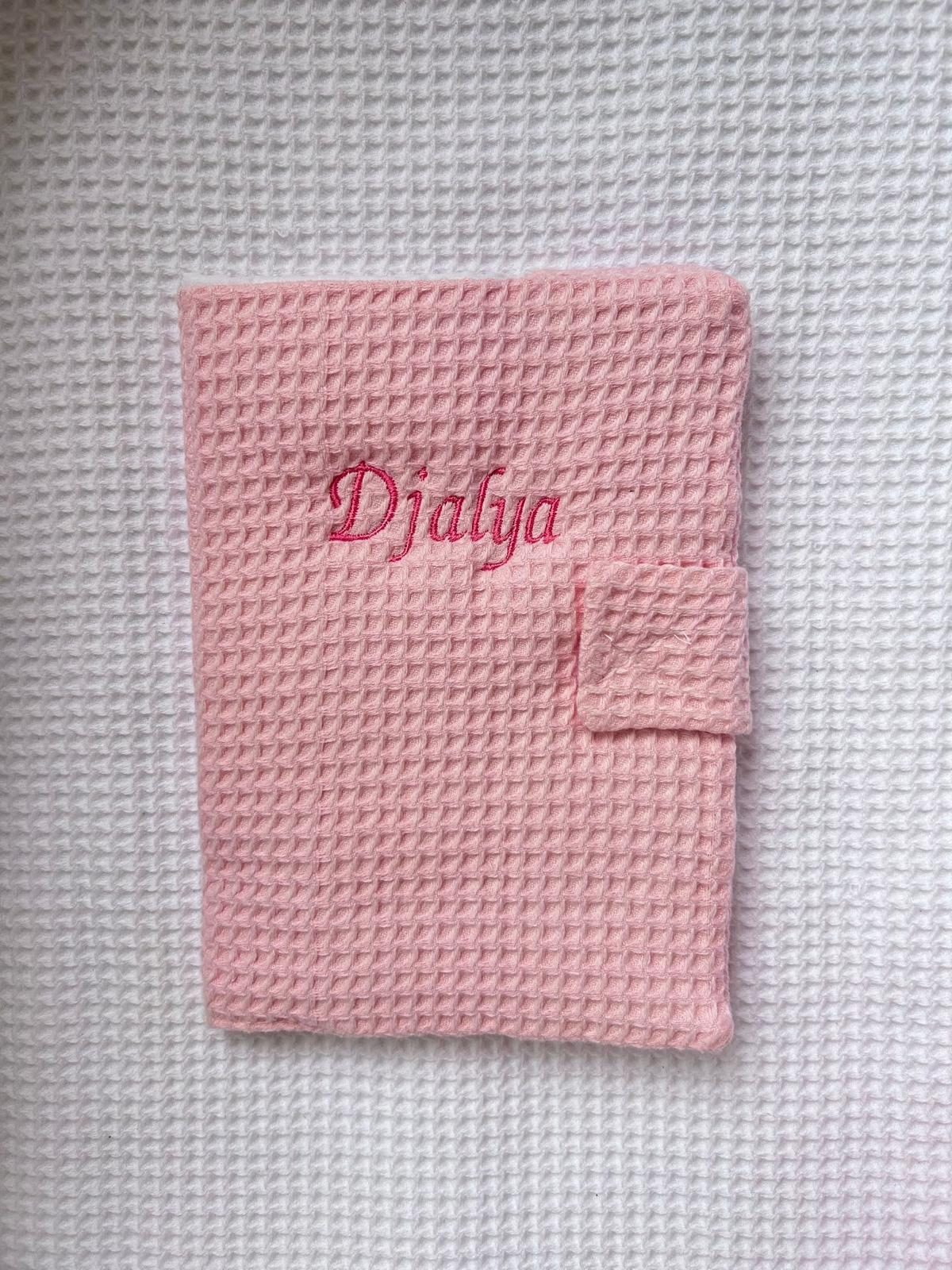 Protège carnet de santé nid d'abeille